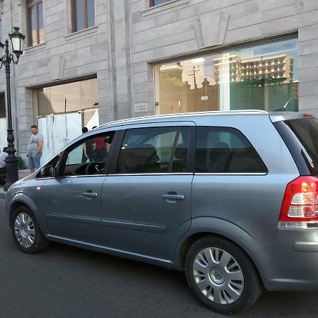 Yerevan4You Patio ภายนอก รูปภาพ